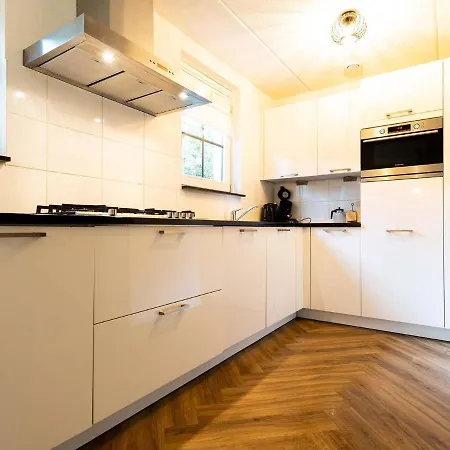 Villa Luxurious With Dishwasher Close To De Veluwe *